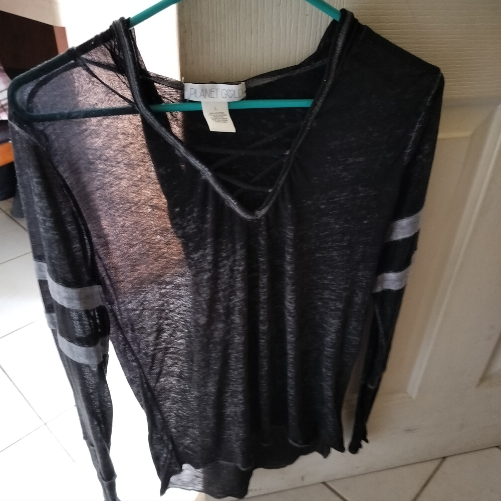 Long sleeve women's shirt